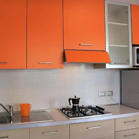 Valbella House Апартаменти Бібіоне